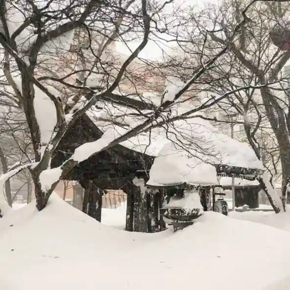 彌彦神社 (伊夜日子神社)の手水舎