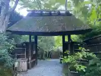 祇王寺の{uncategorized: "未分類", other: "その他", undefined: "問題あり", building: "その他建物", grave: "お墓", sacred_gate: "鳥居", guardian: "狛犬", statue: "像", buddha: "仏像", history: "歴史", nature: "自然", garden: "庭園", animal: "動物", pagoda: "塔", temizu: "手水舎", mountain_gate: "山門・神門", sanctuary: "本殿・本堂", subordinate: "末社・摂社", art: "芸術", scenery: "景色", jizo: "地蔵", ema: "絵馬", goshuin: "御朱印", omikuji: "おみくじ", items: "授与品その他", amulet: "お守り", goshuincho: "御朱印帳", eats: "食事", festival: "お祭り", votive_dance: "神楽", shichigosan: "七五三参", wedding: "結婚式", experience: "体験その他", initially: "初詣", around: "周辺", anti_infection: "感染症対策"}