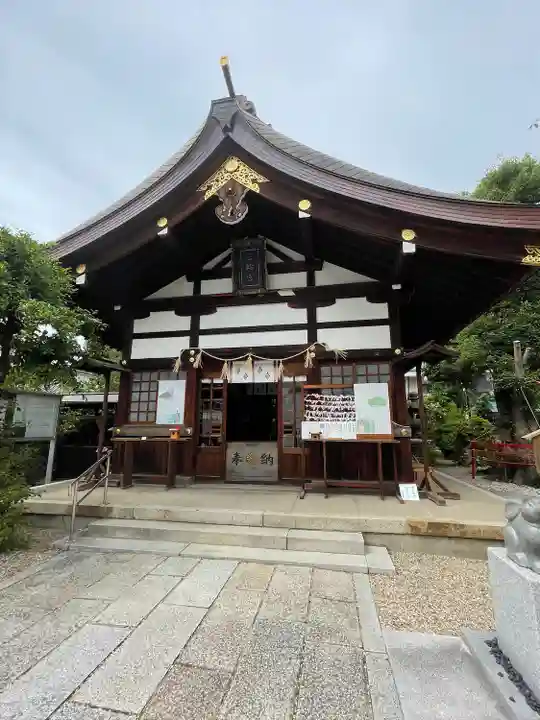 三輪神社の本殿・本堂