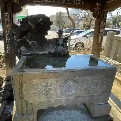 白山神社の手水舎