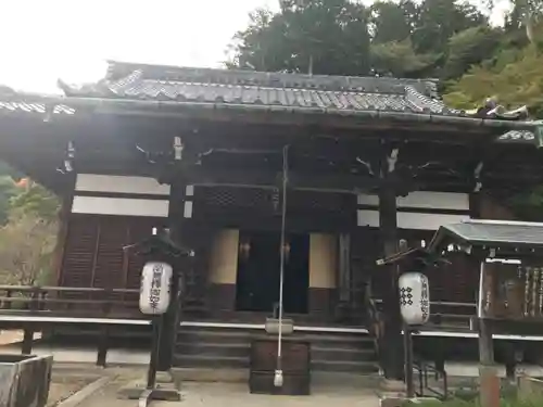 善峯寺の本殿・本堂