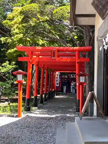 湯倉神社の末社