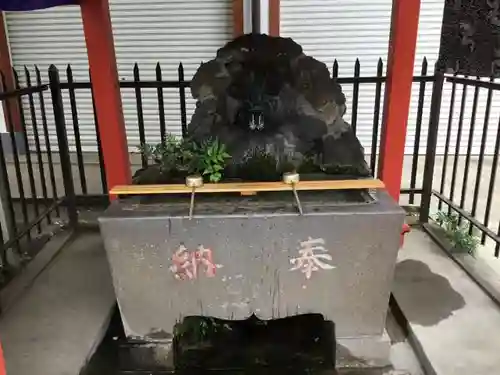 葛飾氷川神社の手水舎