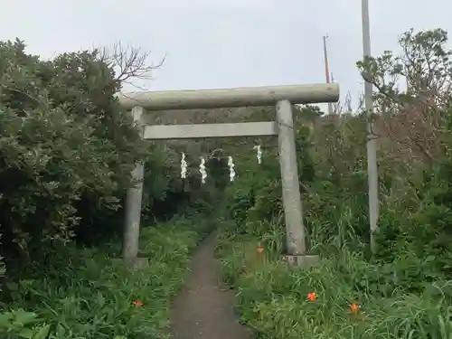 八幡神社の鳥居