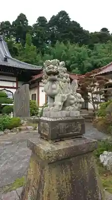 梅渓寺の狛犬