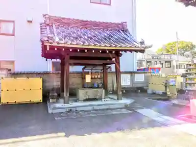 覚音寺の手水舎