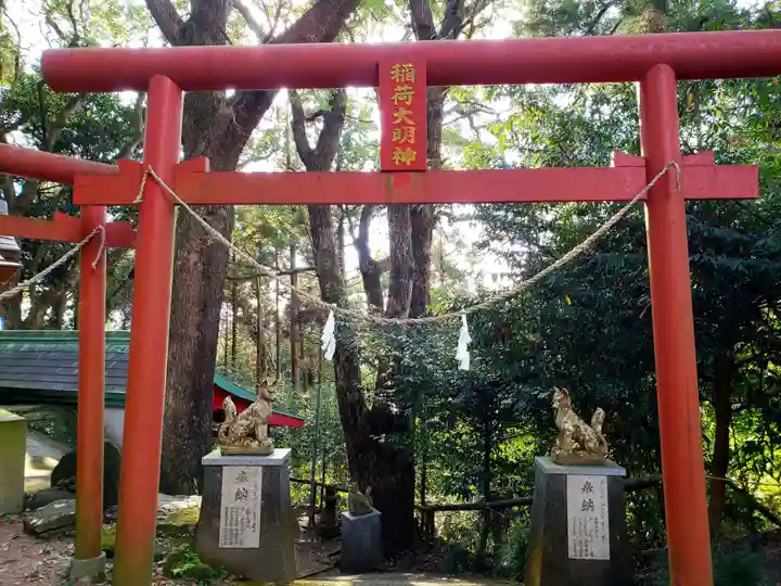母智丘神社の鳥居