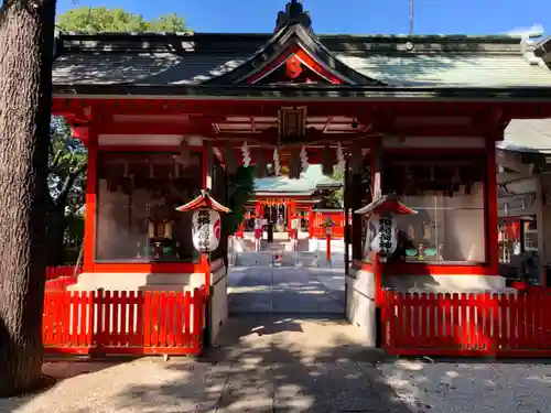 馬橋稲荷神社の山門・神門