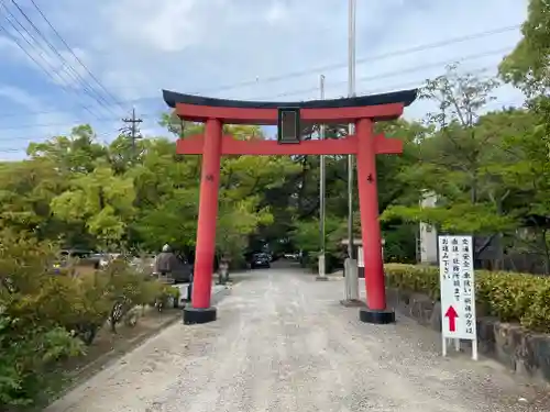 市原稲荷神社の鳥居