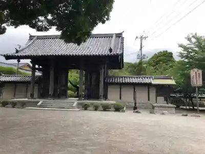 光長寺の山門・神門