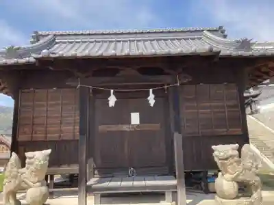 穀神社の本殿・本堂
