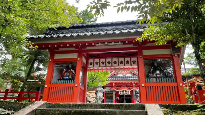 金澤神社の山門・神門