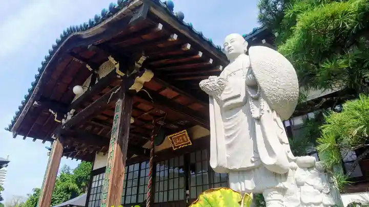 瀧泉寺の本殿・本堂