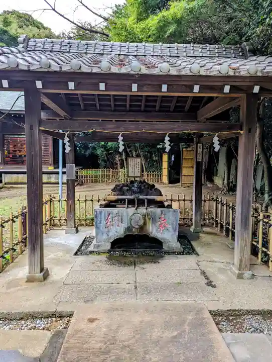 畑子安神社の手水舎