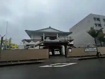 八重山本願寺布教所の{uncategorized: "未分類", other: "その他", undefined: "問題あり", building: "その他建物", grave: "お墓", sacred_gate: "鳥居", guardian: "狛犬", statue: "像", buddha: "仏像", history: "歴史", nature: "自然", garden: "庭園", animal: "動物", pagoda: "塔", temizu: "手水舎", mountain_gate: "山門・神門", sanctuary: "本殿・本堂", subordinate: "末社・摂社", art: "芸術", scenery: "景色", jizo: "地蔵", ema: "絵馬", goshuin: "御朱印", omikuji: "おみくじ", items: "授与品その他", amulet: "お守り", goshuincho: "御朱印帳", eats: "食事", festival: "お祭り", votive_dance: "神楽", shichigosan: "七五三参", wedding: "結婚式", experience: "体験その他", initially: "初詣", around: "周辺", anti_infection: "感染症対策"}