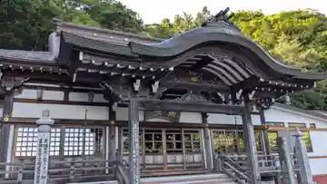 亮昌寺の本殿・本堂