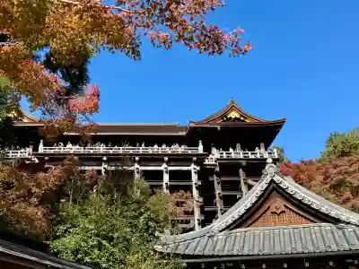 清水寺の{uncategorized: "未分類", other: "その他", undefined: "問題あり", building: "その他建物", grave: "お墓", sacred_gate: "鳥居", guardian: "狛犬", statue: "像", buddha: "仏像", history: "歴史", nature: "自然", garden: "庭園", animal: "動物", pagoda: "塔", temizu: "手水舎", mountain_gate: "山門・神門", sanctuary: "本殿・本堂", subordinate: "末社・摂社", art: "芸術", scenery: "景色", jizo: "地蔵", ema: "絵馬", goshuin: "御朱印", omikuji: "おみくじ", items: "授与品その他", amulet: "お守り", goshuincho: "御朱印帳", eats: "食事", festival: "お祭り", votive_dance: "神楽", shichigosan: "七五三参", wedding: "結婚式", experience: "体験その他", initially: "初詣", around: "周辺", anti_infection: "感染症対策"}