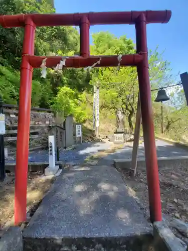 樺崎八幡宮の鳥居