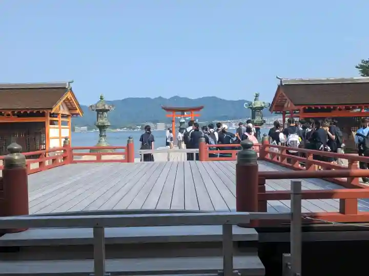 厳島神社(広島県)