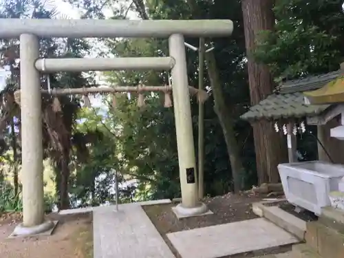 舩岡神社の鳥居