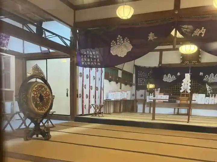 松原八幡神社の本殿・本堂