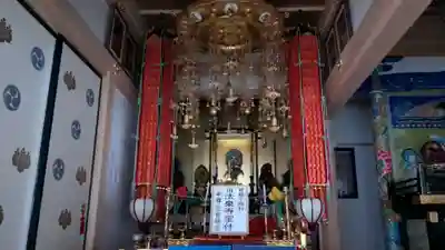 旭山寺の本殿・本堂