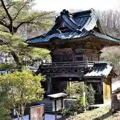 陽林寺の山門