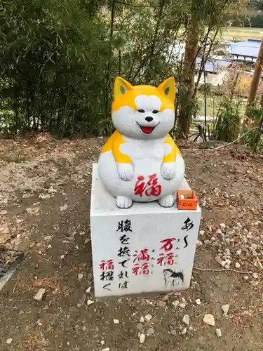 鹿角八坂神社の狛犬