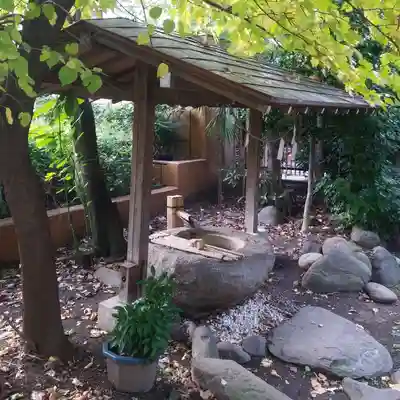 新橋鹽竃神社の手水舎