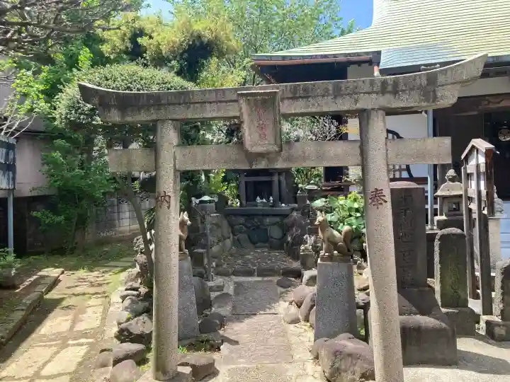 專念寺の{uncategorized: "未分類", other: "その他", undefined: "問題あり", building: "その他建物", grave: "お墓", sacred_gate: "鳥居", guardian: "狛犬", statue: "像", buddha: "仏像", history: "歴史", nature: "自然", garden: "庭園", animal: "動物", pagoda: "塔", temizu: "手水舎", mountain_gate: "山門・神門", sanctuary: "本殿・本堂", subordinate: "末社・摂社", art: "芸術", scenery: "景色", jizo: "地蔵", ema: "絵馬", goshuin: "御朱印", omikuji: "おみくじ", items: "授与品その他", amulet: "お守り", goshuincho: "御朱印帳", eats: "食事", festival: "お祭り", votive_dance: "神楽", shichigosan: "七五三参", wedding: "結婚式", experience: "体験その他", initially: "初詣", around: "周辺", anti_infection: "感染症対策"}
