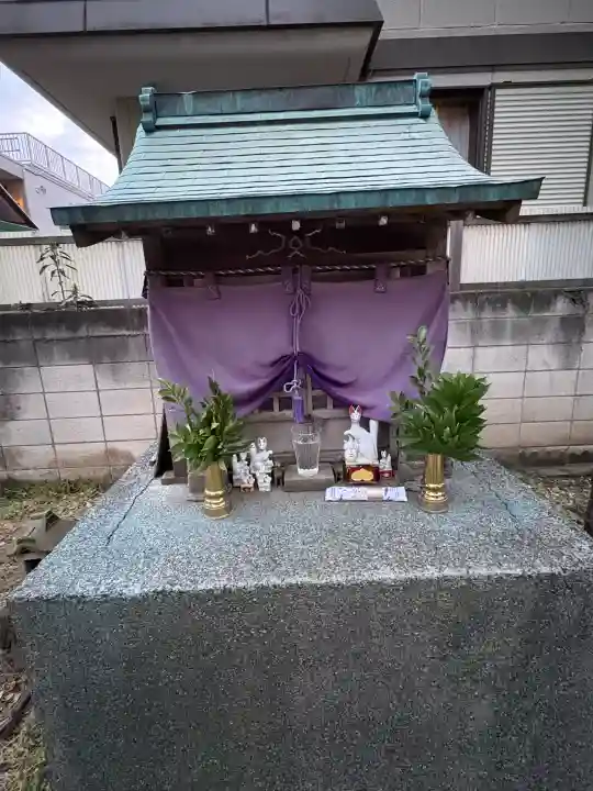 駒留八幡神社の{uncategorized: "未分類", other: "その他", undefined: "問題あり", building: "その他建物", grave: "お墓", sacred_gate: "鳥居", guardian: "狛犬", statue: "像", buddha: "仏像", history: "歴史", nature: "自然", garden: "庭園", animal: "動物", pagoda: "塔", temizu: "手水舎", mountain_gate: "山門・神門", sanctuary: "本殿・本堂", subordinate: "末社・摂社", art: "芸術", scenery: "景色", jizo: "地蔵", ema: "絵馬", goshuin: "御朱印", omikuji: "おみくじ", items: "授与品その他", amulet: "お守り", goshuincho: "御朱印帳", eats: "食事", festival: "お祭り", votive_dance: "神楽", shichigosan: "七五三参", wedding: "結婚式", experience: "体験その他", initially: "初詣", around: "周辺", anti_infection: "感染症対策"}