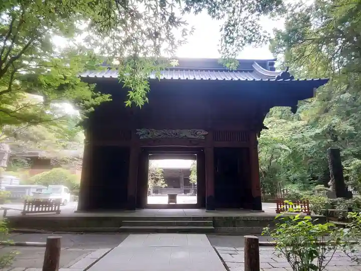 妙本寺の山門・神門
