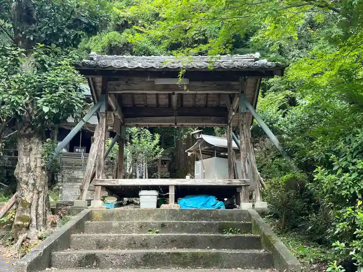 伊吹の瀧不動明王(岐阜県)