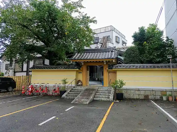 想念寺の山門・神門