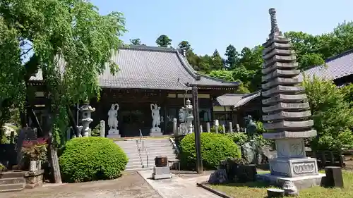 種徳院の本殿・本堂