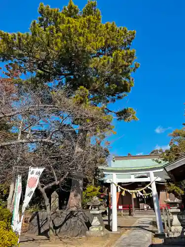 鹿苑神社の鳥居