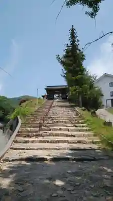 船川八幡宮の山門・神門