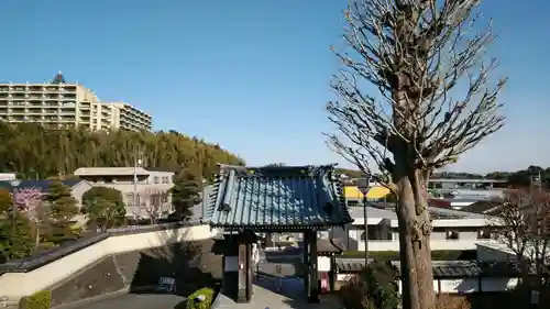 長福寺の山門