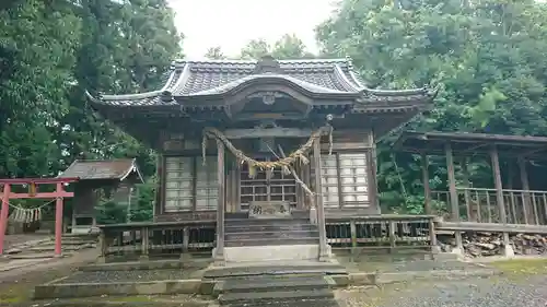 八幡神社の本殿・本堂