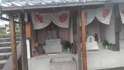 大宇真霊教本部の地蔵