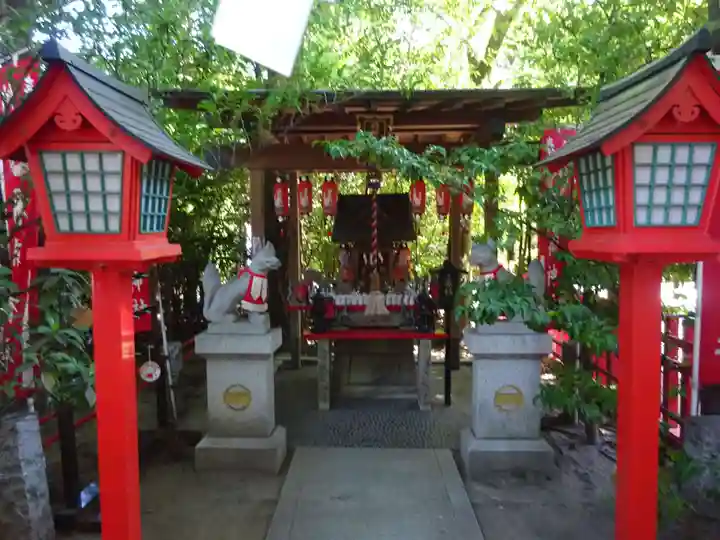 新田神社の末社・摂社