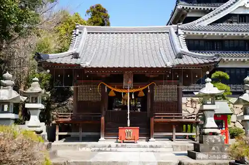 奥平神社の本殿