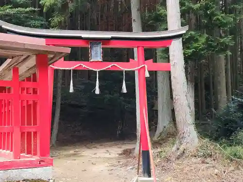 二村神社の末社