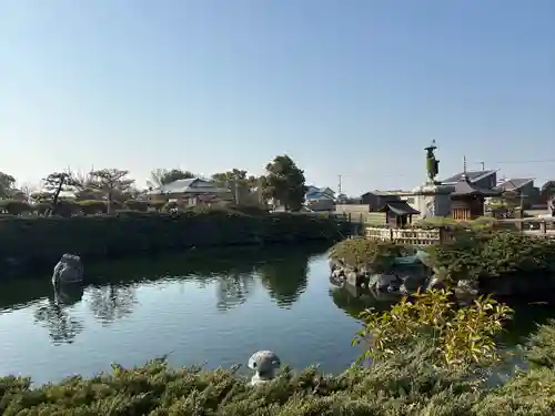 西林寺奥の院(杖の淵)の景色