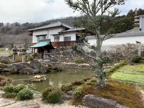 天猷寺の庭園