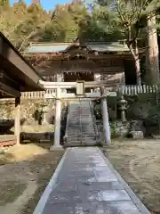 駒宇佐八幡神社の鳥居