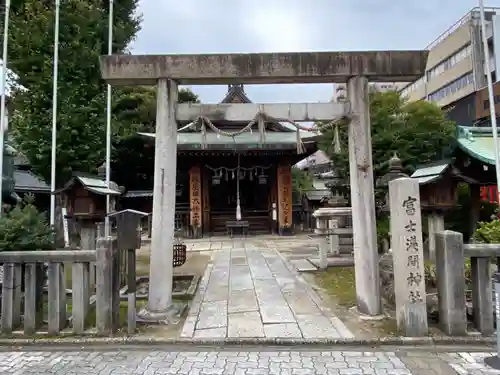 富士浅間神社の鳥居