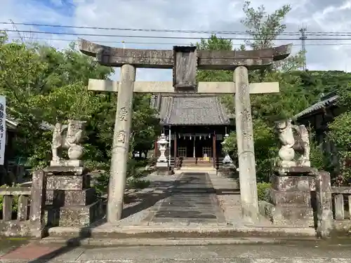 安藤神社の鳥居