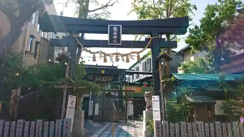 菊名神社の鳥居