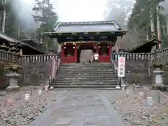 輪王寺の山門